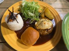 汉堡牛排-Cafe Alice咖啡爱丽丝(奥城店)