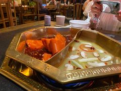 鸳鸯锅-蜀九香火锅(彩虹店)