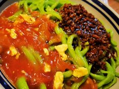 菠菜剔尖-侯哥面馆(瑞景店)