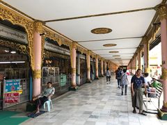 -ခြောက်ထပ်ကြီးရွှေသာလျောင်းဘုရားကြီး