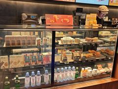 -星巴克(杭州临平银泰城B1店)