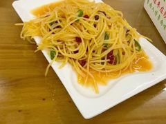 -鲁南仔·滕州炒鸡(经三路店)