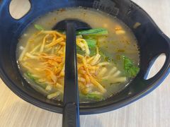 -桂在香知桂林米粉(红博中央公园店)