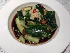 刮皮黄瓜-老佛爷铜炉蛙锅(海岸城店)
