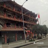 南滨路钟楼广场