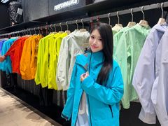 -王府井奥莱棋盘山小镇