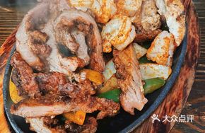 Mexican Skillet Seafood, Land & Air Combo