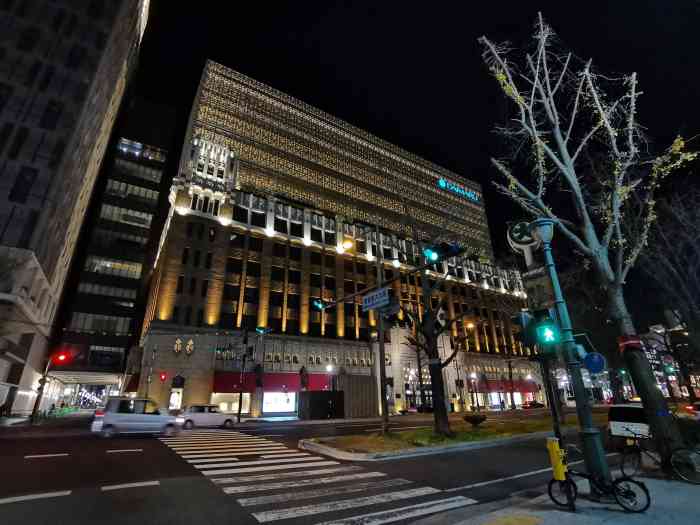 大丸百货(心斋桥店)-"大丸心斋桥百货店在大阪的市中心,据说是由.
