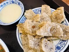 老北京炸灌肠-门框胡同百年卤煮(新街口店)