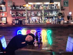 -SISTERS BAR RESTAURANT川意酒馆(嘉善老市H楼店)