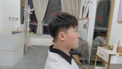 -ONE·男士国潮·美式渐变·理发馆·BARBER SHOP