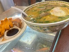 -金杨拉面王小吃面馆·牛三宝面·红烧牛肉粉