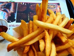 -The Habit Burger Grill 哈比特汉堡(复兴soho店)