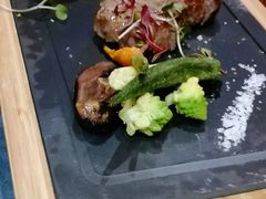 澳洲和牛西冷牛排-YUE·6·西式融合餐厅(外滩六号店)