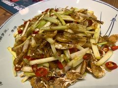 -临界音乐酒馆·小龙虾·江湖菜(华熙LIVE·鱼洞店)