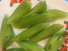 -肖婷姐大铁锅重庆火锅(南湖店)