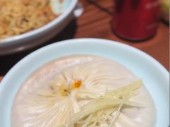 -裕兴记•蟹黄面馆(人民广场店)