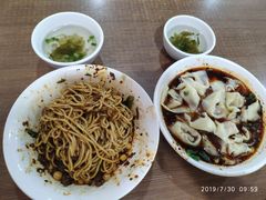 -花市豌杂面(民生路店)