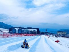 -鳌山滑雪度假区