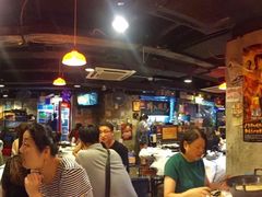 大堂-鲜入围煮花胶鸡海鲜火锅