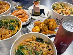 -W COLLECTIVE  DESSERT SHOP