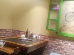 -两三事小郡肝串串香火锅(桂庙店)