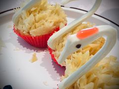 天鹅榴莲酥-小梅鸽香港餐厅·小鼎玖煲(南湖店)