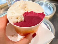 热红酒和烤松子-Dip in Gelato(富民路店)