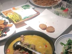 -荷塘秋月·本帮江浙菜(国权路店)