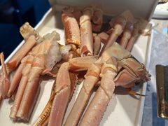 -雍容荟帝王蟹活龙虾展台自助(IFS黑金店)