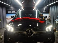 -上海星瀚奔驰4S店(红柳路店)