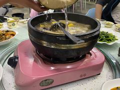 -墨脱石锅椰子鸡•海鲜糟粕醋(榆亚路店)
