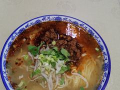 -正宗兰州王师傅麻辣牛肉面(学院新城店)