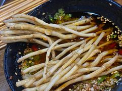 -馋虫重庆火锅(玉林南街店)