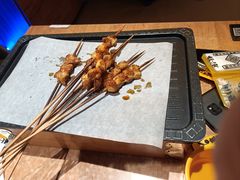 -喝丢一只鞋海鲜烧烤·海肠捞饭(东关街店)