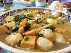 小白菜豆腐丸子汤-闯关东东北农家菜(崂山石老人店)