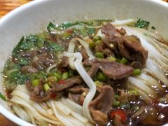 酸辣鸡杂粉-肆姐面粉馆(坡子街店)
