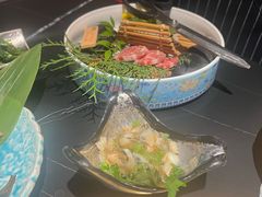 -山川小町·极番烧肉(新地假日广场店)
