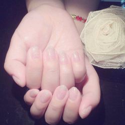 -EMILY艾枚莉美甲美睫·美颜·现磨咖啡