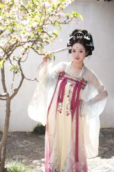 -一揽芳华汉服旗袍体验馆(拙政园店)