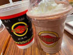 薄荷巧克力奶昔-FATBURGER 特富客汉堡(外交公寓店)