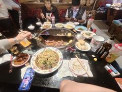 -鱼窝棚柴火铁锅炖(富山屯店)