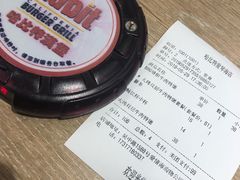 -The Habit Burger Grill 哈比特汉堡(爱琴海店)