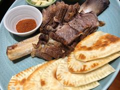 四川麻椒果木烤美国牛肋排-君悦酒店·1881·北京烤鸭