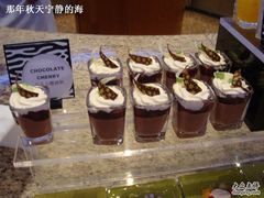 巧克力杯-咖啡苑自助餐厅·中国大饭店