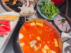 -尚尚仙·酸汤猪手·猪肚鸡火锅(华联万柳购物中心店)