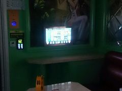 -麦朗量贩KTV音乐氧吧(泉水轻轨车站店)