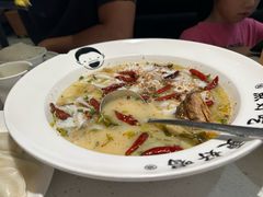 -江渔儿酸菜鱼(奥园广场金发购物中心店)