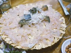 石坚鱼-官塘陈记鱼生·潮汕砂锅粥·牛肉火锅(潮枫路总店)