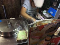 -詹爷爷乌节路街头冰淇淋
